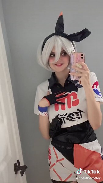 :D #pokemoncosplay#beacosplay#cosplay