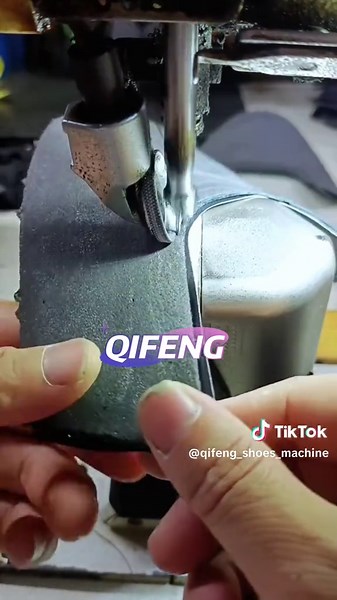 Shoe Upper Stitching Machine for Leather Shoes