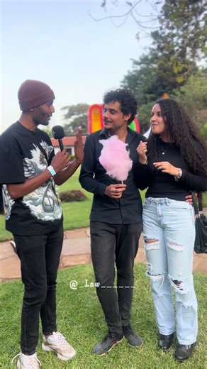 Love is a beautiful thing | Eating Cotton Candy