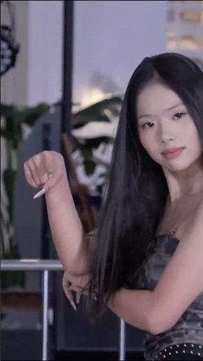 身為攝影師，總能找到人群中最美的那個女孩 写真家として、私はいつも群衆の中から最も美しい女性を見つけ出すことができる（2）【beautiful dancer】