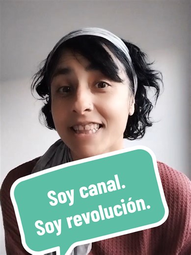 No acompaño parejas. No soy coach. No vendo fórmulas mágicas. Ni rituales de moda para atraer el amor. Trabajo con personas reales. Con almas que están listas para dejar de fingir. Para mirar de frente su verdad. Y vincularse desde la esencia. Este no es un espacio cómodo. Es un portal. Y si este mensaje te remueve... es porque ya estás lista/o. 💥 Bienvenida/bienvenido, a la Era de los vínculos conscientes. #VínculosConscientes #EraDeAcuario #RevoluciónDelSer #GuíaIniciática #MensajeComoMedicin
