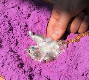 281K views · 1.1K reactions | Give your pet comfort and safety with this DIY project | 5-Minute Crafts Men | Facebook