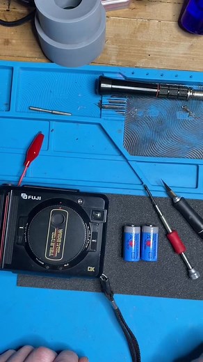 Fuji TW-3 Battery Replacement Guide