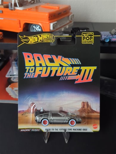 Hotwheels Pop Culture Back to the future Time Machine #osocollection #hotwheelscollections #hotwheelscollector #premium #hotwheels