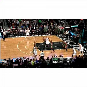 Brandon Knight misses a game-winning layup in OT...#gametime