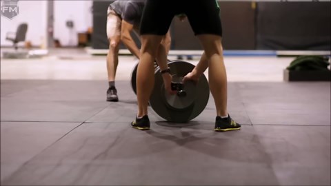 Heavy Lifting Never Gets Old and Chris Hemsworth, Henry Cavill and Brie Larson Are Showing us Why!