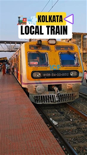 Kolkata Local Train #shorts #localtrain