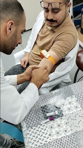 سحب الدم عن طريق إبرة الفراشة Butterfly Needle #مختبرات_طبية