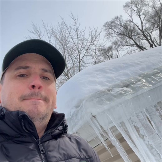 Most gutters in Chicagoland look EXACTLY like this right now — packed with snow and frozen solid. That means no drainage, ice dams, roof leaks, and dangerous icicles. Our Heated Gutter System melts the snow inside the gutter AND on top of the Turtle Shell cap, keeping water flowing all winter long. No freezing. No clogging. No panic during the next thaw. Get your home protected before the next storm hits. ❄️👇 | Turtle Shell Gutter Protection