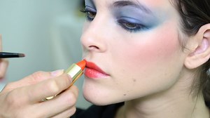 5.5M views · 283 reactions | FROM THE SHOW TO YOUR HOME Go behind the scenes of the Spring-Summer 2018 Ready-to-Wear CHANEL show with Caroline de Maigret to discover this season’s makeup look. Make it yours and recreate the look at home. | CHANEL | Facebook