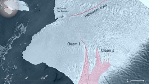 Giant Iceberg Breaks Off Antarctic Brunt