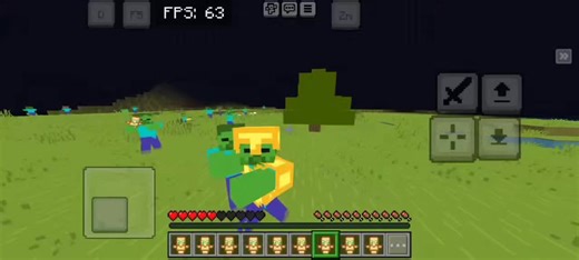 Auto Totem in Bedrock Minecraft 1.21