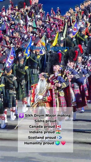🇨🇦🇮🇳 Sikh Drum Major from Vancouver, Canada at Tattoo making everyone proud #TartanArmy