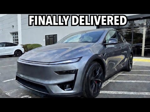 I Waited 6 Months… 2026 Tesla Model Y Performance Delivery & First Drive