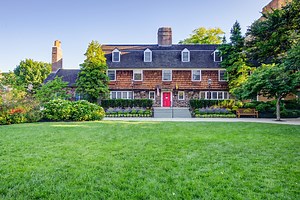 Nassau Inn | Palmer Square