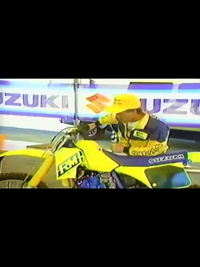 Exploring the 1987 Suzuki RM 250 Motorcycle