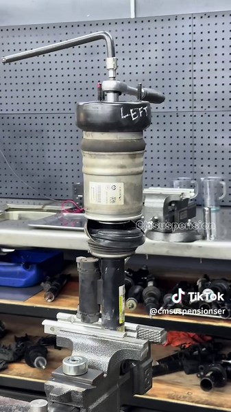 Rebuilding Airmatic Suspension for Mercedes W205