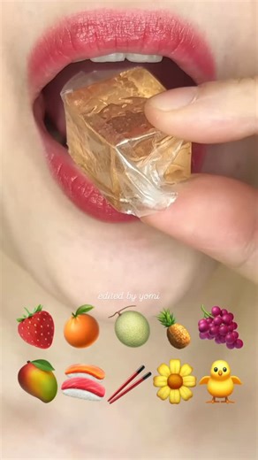 yomi l dangbee asmr on Instagram: "[ASMR] EMOJI MUKBANG 🍊 출처: Dangbee EATING #foodasmr #mukbang #eating #asmr #foodeating #tanghuluasmr #jellyeating #fruiteating #eatingasmr #입술먹방"