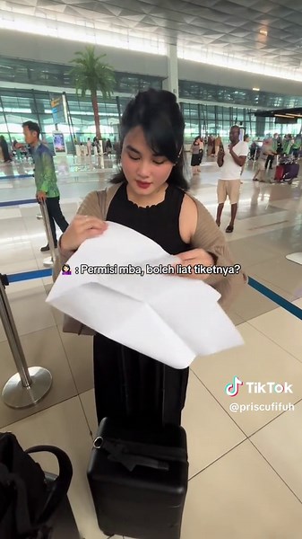 Takut mba nya juling🥲