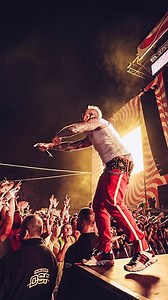 @theprodigyofficial live from @roskildefestival back in 2010 🔥 That year, Roskilde festival hosted 125,000 attendees, with the Orange stage, where The Prodigy performed, hosting 60,000 of those alone. Roskilde festival still continues to this day as one of the oldest and largest music festivals in Europe. The festival has been non-profit since 1972 and is entirely run by volunteers. | DnB Rollers