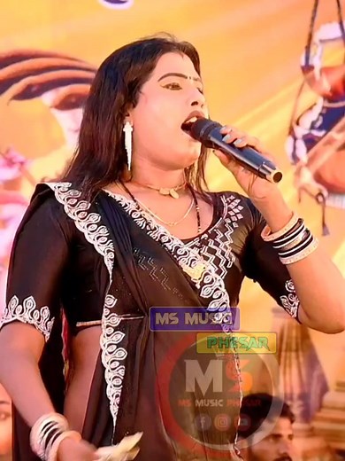 2.2M views · 63K reactions | #stageshow #stageprogram #bhojpuri_song #babitasagar #liveperformance #newshow | MkMusic Phesar | Facebook