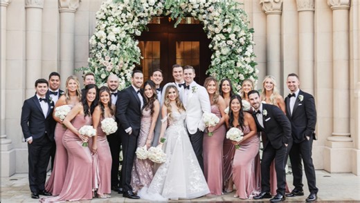 A Look at 10 Effective Wedding Photos and the Camera Settings Behind Them