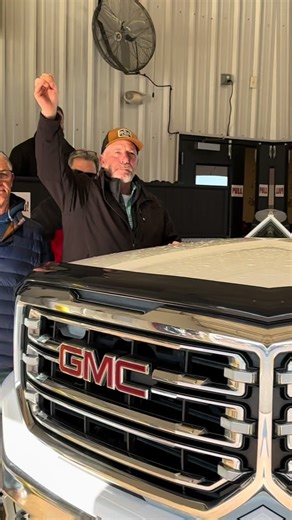 Thank you for coming out & braving the cold today! You guys are the best part of DAA Mobile! #dealersautoauction #bestautoauction #daamobile