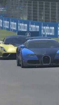 Bugatti Veyron 16.4 vs Hennessey Venom F5 at Monza