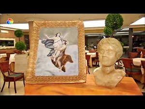 Large celebration cakes built under extreme pressure | Cake Boss S3 E23 | discovery+