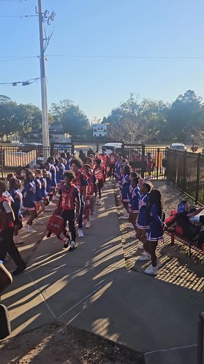 We're headed to the Championship Game! Get your tickets on GoFan.co for tonight's game at Ribault! #CometsFiredUp | Springfield Middle School