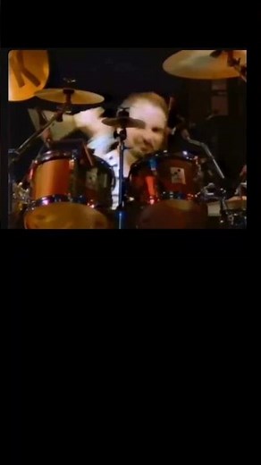 Journey — “Stone in Love” LIVE on the Frontiers Tour (1983)