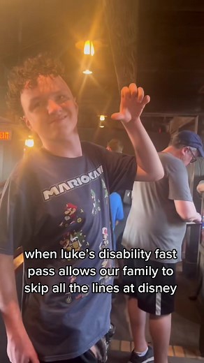 our king #greenscreenvideo #disney #daspass #springbreak #disneyworld