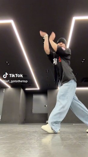 銀河鉄道999 ダンス解説と豆原一成の魅力