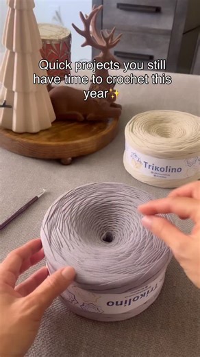 Paola | Modern crochet designer | If you love crocheting with T-shirt yarn, here are 8 project ideas you can make before Christmas🎄✨ Grab your T-shirt yarn and your hook,... | Instagram