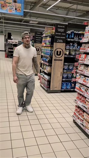 🚨 ALERTE EN MAGASIN 🚨 Un collaborateur fatigué repéré à 9h02 😴 Hydratation stratégique à 9h03 ⚡ Force surhumaine détectée à 9h04 💪 Conclusion : Nos boissons énergisantes font (presque) des miracles 😄 Rendez-vous dans votre Super U préféré pour faire le plein d'énergie 🎉 #Isostar #inshape #prozis #nu3 #TransformationExpress #SuperUSaverne #EffetWaouh | Super U Saverne