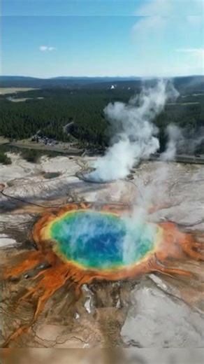 The Secret Behind the Grand Prismatic Spring’s Rainbow Colors — Scientists Explain!