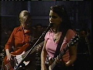 Luscious Jackson - One Thing (live)