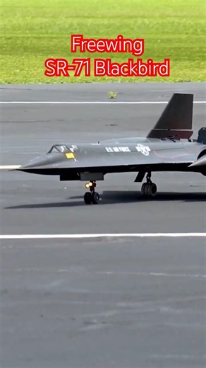 Freewing SR-71 Blackbird twin 70mm EDF #rcjet #rcplane #rc #rcaircraft #rcairplane #aviation