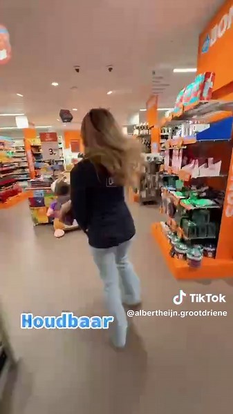 House Tour: Exploring Albert Heijn in Groot Driene