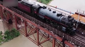 “LA EMPERATRIZ 2816” UNA LOCOMOTORA QUE REFLEJA LA HISTORIA AL RECORRER LAS VIAS DESDE CANADÁ HASTA LA CAPITAL DE NUESTRO PAÍS | Noticias 26