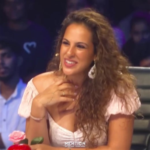 Pem Banda Song Cover by Lina Gallery - A Delightful Rendition