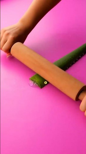 😳 🌿 5 Aloe Vera Beauty Hacks That Actually Work! 🤯 #shorts #beautyhacks #viral