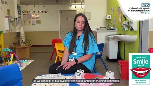 The Play Team on Skylark ward at KGH welcomed Jasmine Little, Oral Health Specialist earlier this month to help to celebrate National Smile Month. Jasmine spent time with the children, chatting about their oral hygiene habits, handing out toothpaste, and sharing top tips for keeping teeth healthy and strong. Jasmine told us all about the activities in this video and you can read more on the KGH website: https://orlo.uk/JVtVo | Kettering General Hospital