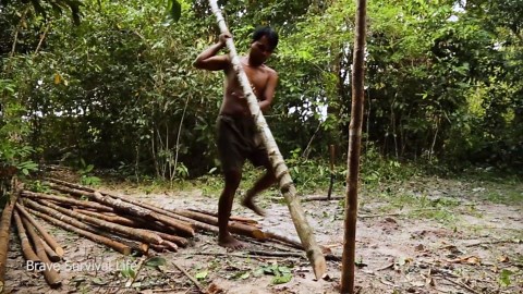 Building an incredible multi-level jungle house with pools | Primitive DIY using natural materials
