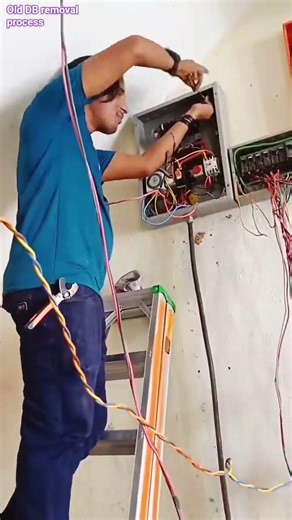 Old DB removing for new setup #viral #DBBoard #ElectricalWork #Electrician #Wiring #YouTubeShorts