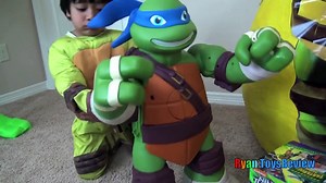Giant Egg Surprise Opening Ninja Turtles Out of the Shadows Toys Kids Video Ryan ToysReview-5Y0QcuPG