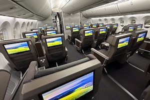 ANA、787-10国内線仕様を公開。プレミアムクラスは15.6インチ画面にペットボトルポケットも