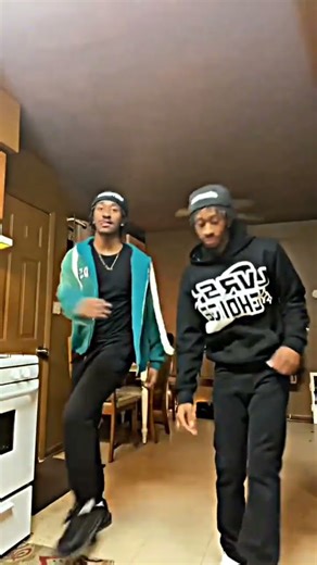 tek it dance trend#dance #edit #dancestyles #dancetrends