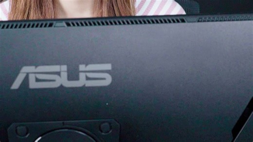 电竟娱乐全能选手，优选TUF小金刚MAX金属机身！持久续航不掉链，疾速散热稳输出，游戏激战时刻冷静制胜，多场景实战验证，畅享酣畅操作新体验。