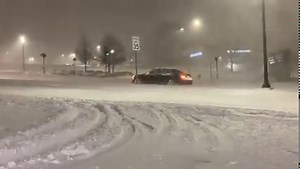 Cars are struggling to make it up Belmont Street in the snow in Worcester this morning. Watch CBSN Boston live storm coverage --> https://boston.cbslocal.com/ | WBZ / CBS News Boston
